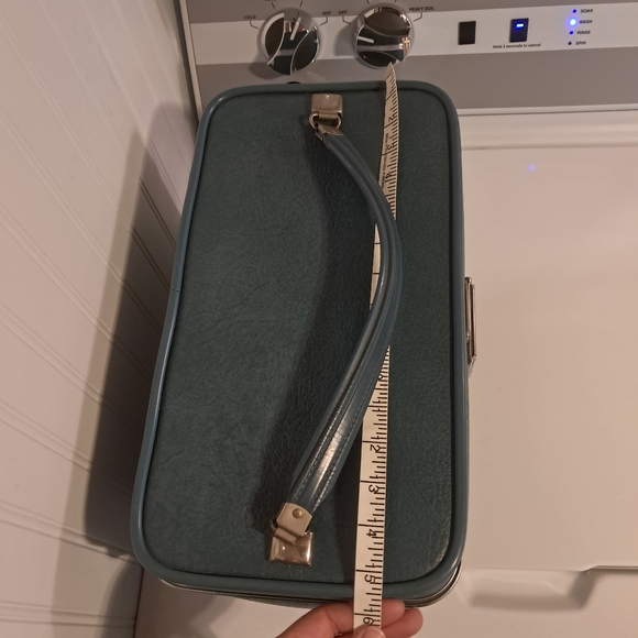 Vintage Towncraft Train case Travel Bag Make Up Box Suitcase Prop - Picture 5 of 15